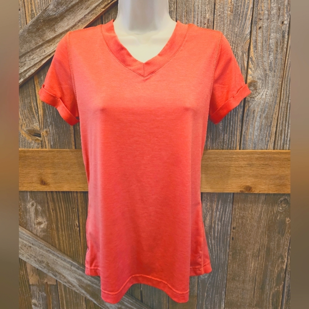 The North Face Women's SMALL Short Sleeve Athletic Flash Dry Pink Yoga EUC